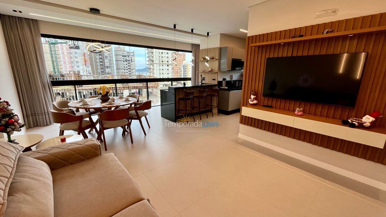 Apartamento para aluguel de temporada em Porto Belo (Perequê)