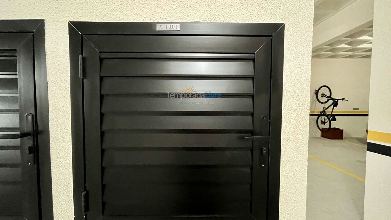 Apartamento para aluguel de temporada em Porto Belo (Perequê)