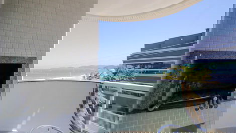 SIDE SUITABLE FOR A SEA VIEW ON THE FOUR-SEA BEACH - EXCLUSIVE