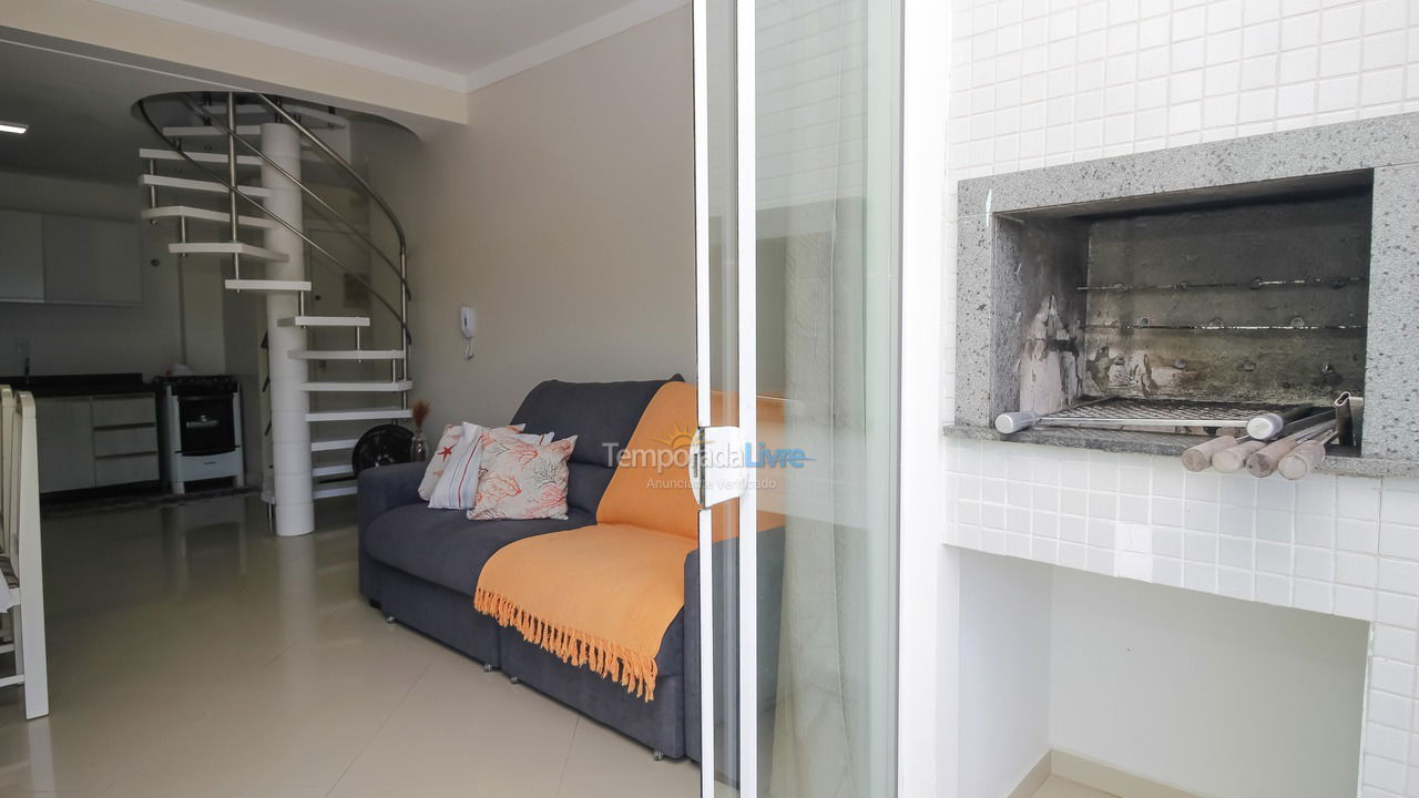 Apartment for vacation rental in Bombinhas (Praia de Quatro Ilhas)