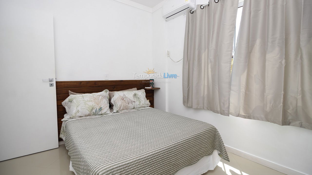 Apartment for vacation rental in Bombinhas (Praia de Quatro Ilhas)