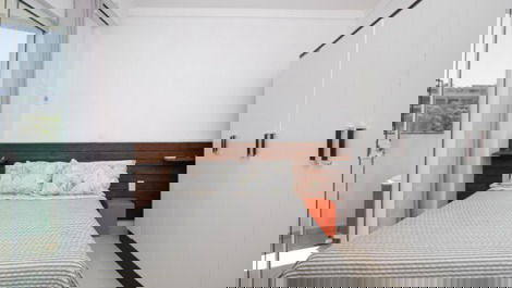 SIDE SUITABLE FOR A SEA VIEW ON THE FOUR-SEA BEACH - EXCLUSIVE