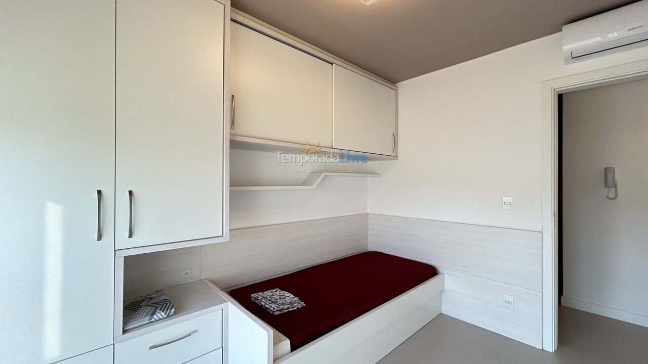 Apartamento para alquiler de vacaciones em Florianopolis (Praia dos Ingleses)