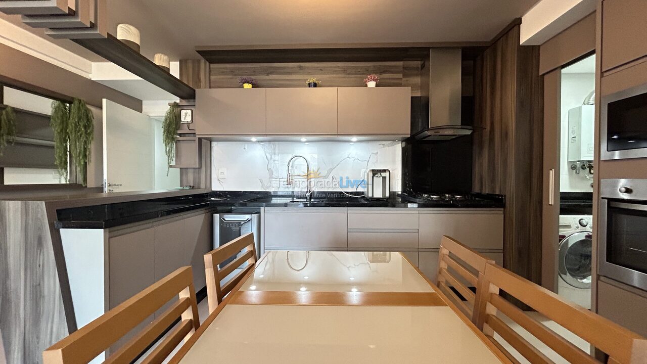 Apartamento para alquiler de vacaciones em Florianopolis (Praia dos Ingleses)