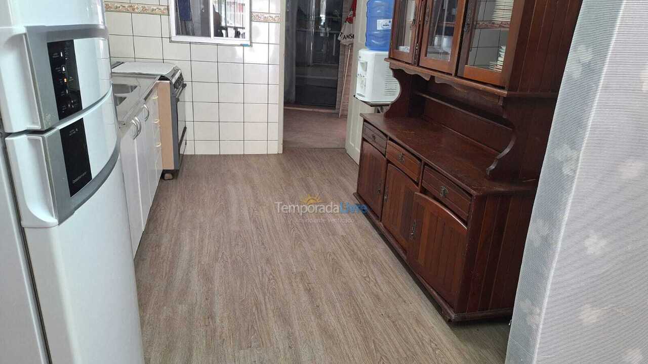 House for vacation rental in Bombinhas (Praia de Bombas)