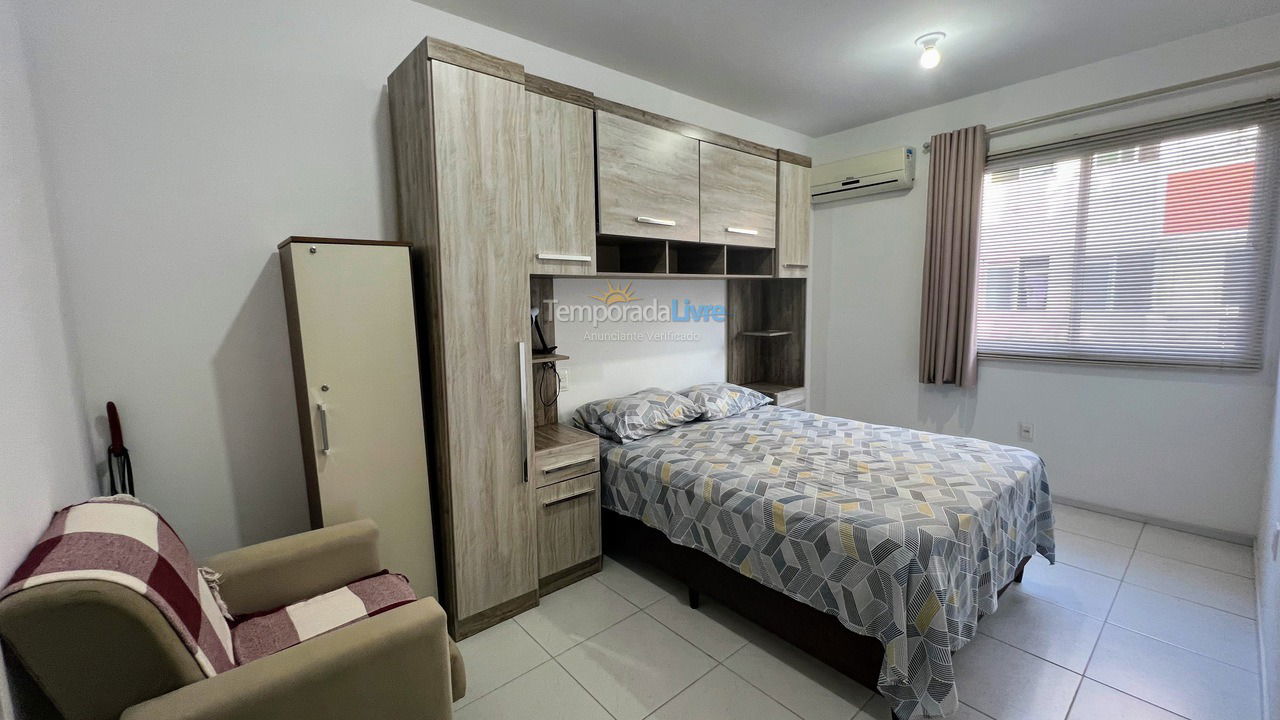 Apartamento para aluguel de temporada em Florianopolis (Canasvieiras)
