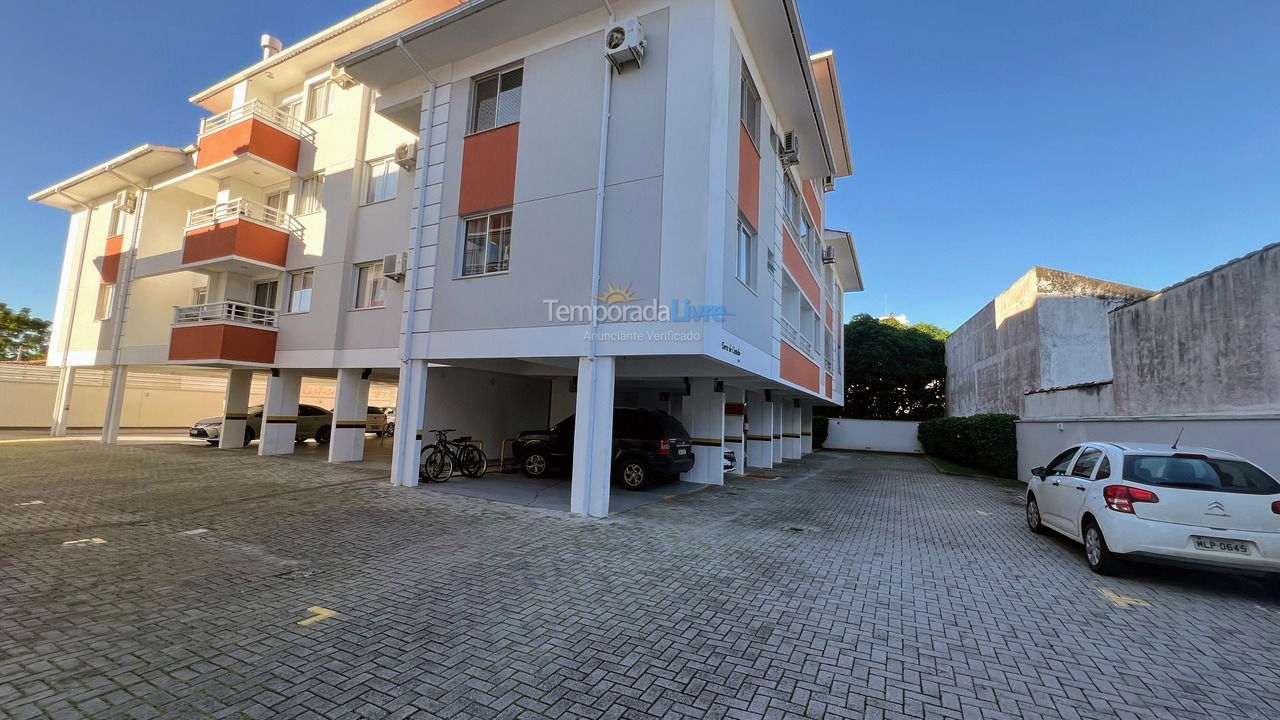 Apartamento para aluguel de temporada em Florianopolis (Canasvieiras)