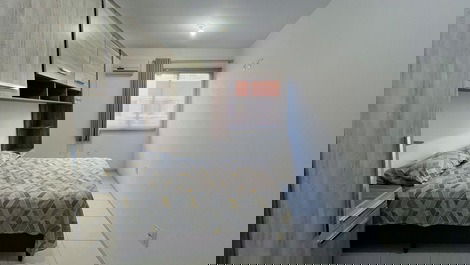 Apartamento tranquilo com piscina em Canasvieiras 800 metros do mar