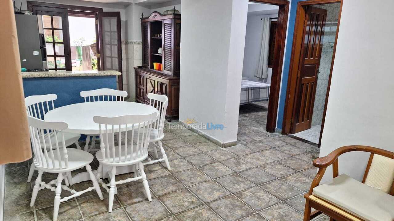 Casa para aluguel de temporada em Caraguatatuba (Martin de Sá)