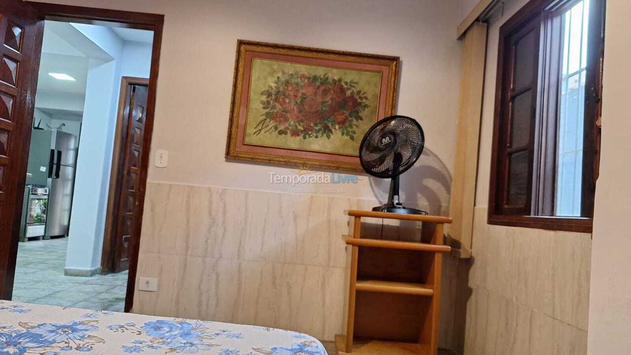 Casa para aluguel de temporada em Caraguatatuba (Martin de Sá)