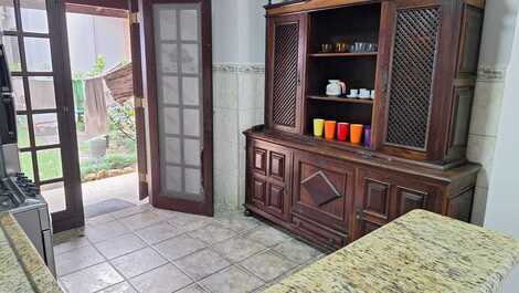 Casa 400m da praia Martin de Sá