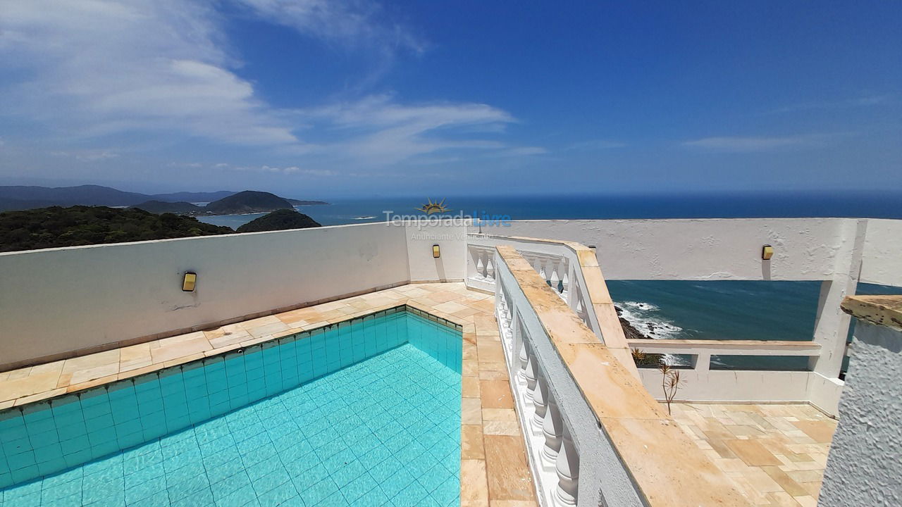 Apartment for vacation rental in Guarujá (Praia do Pernambuco)