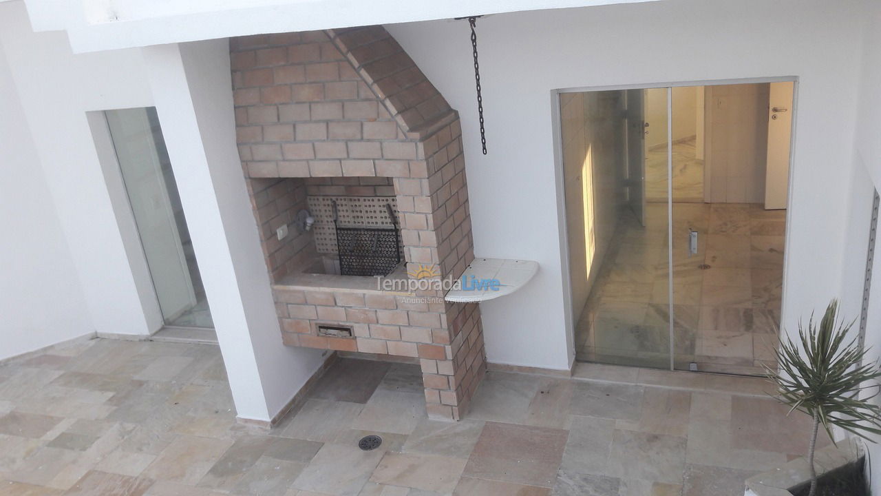 Apartment for vacation rental in Guarujá (Praia do Pernambuco)