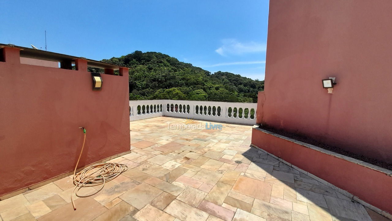 Apartment for vacation rental in Guarujá (Praia do Pernambuco)