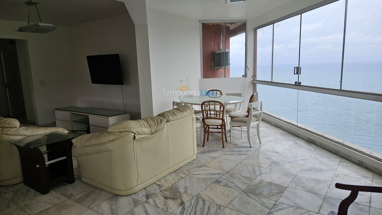 Apartment for vacation rental in Guarujá (Praia do Pernambuco)
