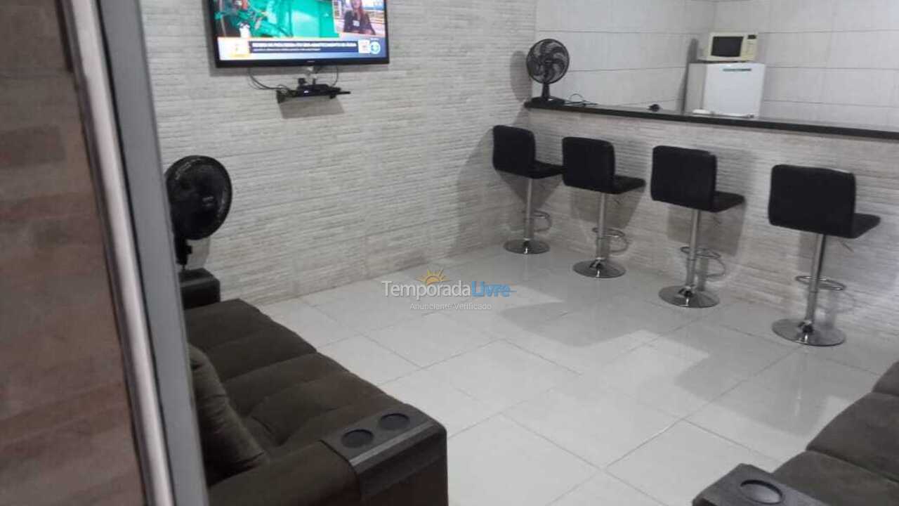 Casa para aluguel de temporada em Boracéia (Balneario Mogiano)