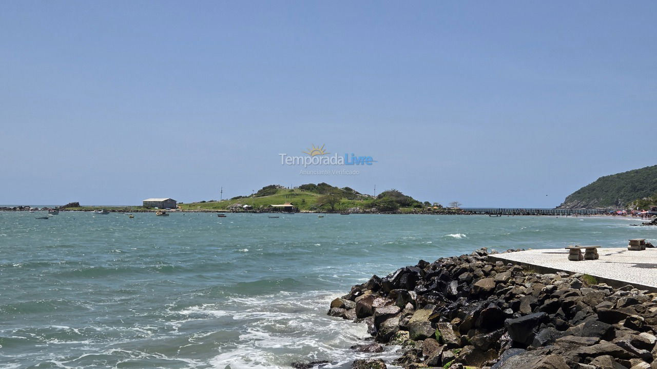 Casa para aluguel de temporada em Florianópolis (Praia da Armação)