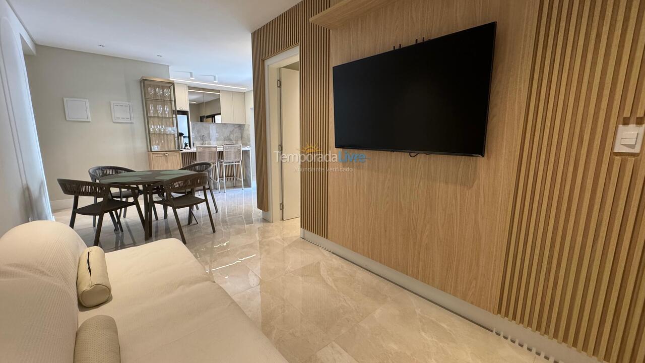 Apartamento para aluguel de temporada em Bombinhas (Canto Grande)