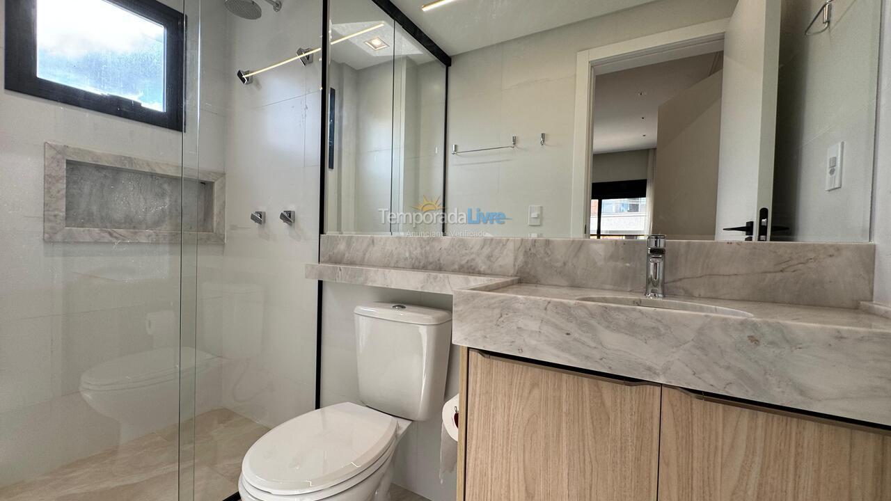 Apartamento para aluguel de temporada em Bombinhas (Canto Grande)