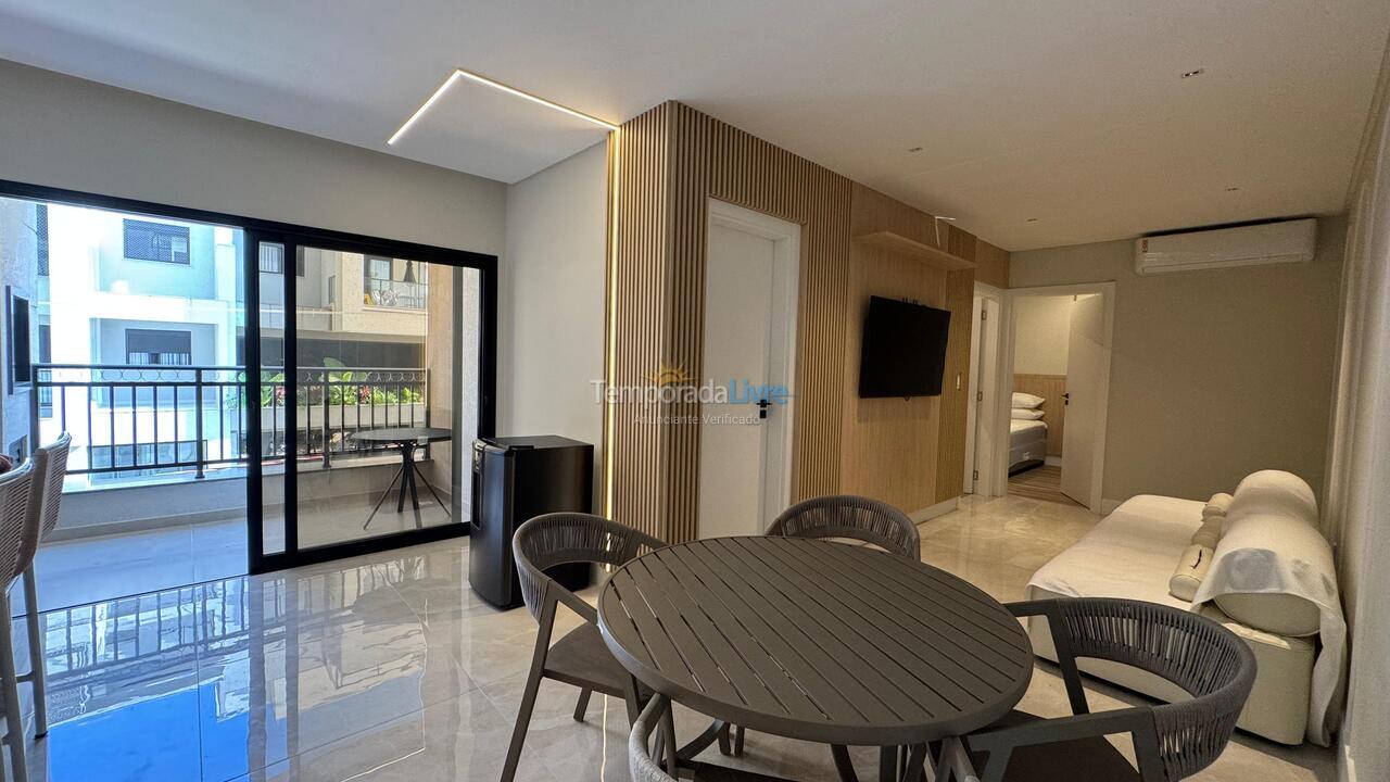 Apartamento para aluguel de temporada em Bombinhas (Canto Grande)