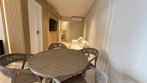 Excelente apto novo a 100 metros da Praia com ondas de Canto Grande