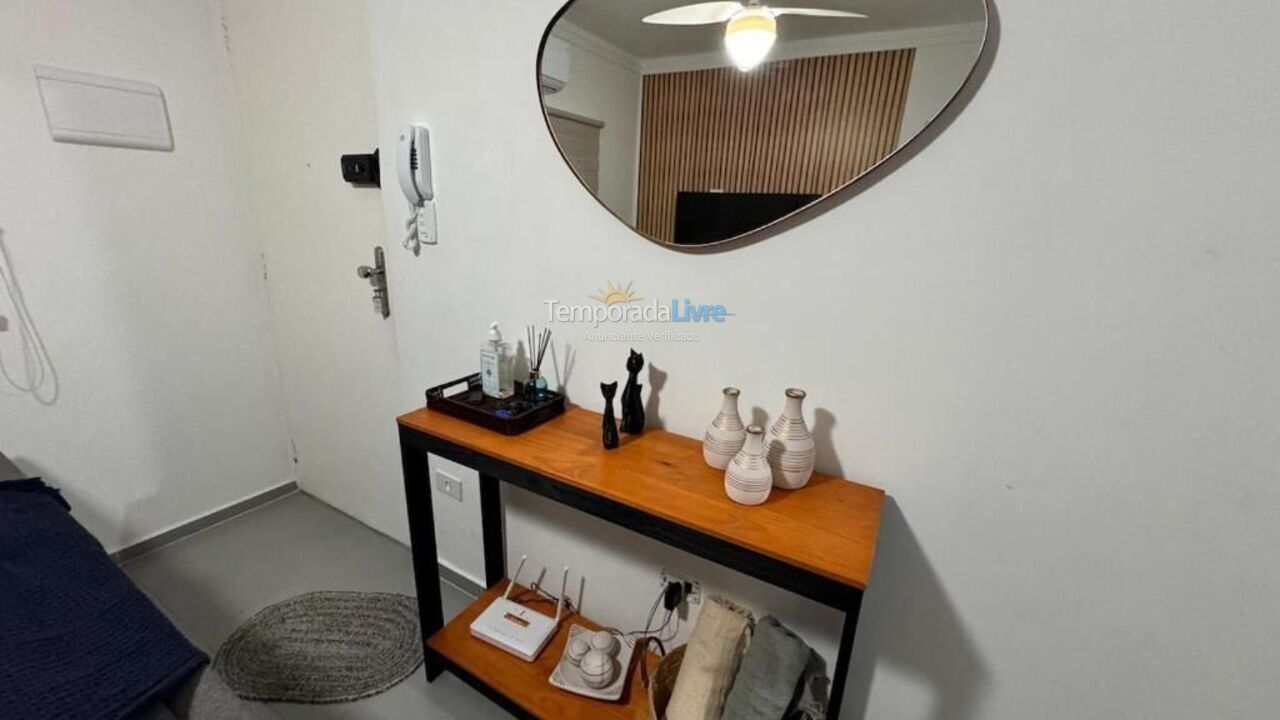 Apartamento para aluguel de temporada em Santos (Aparecida)