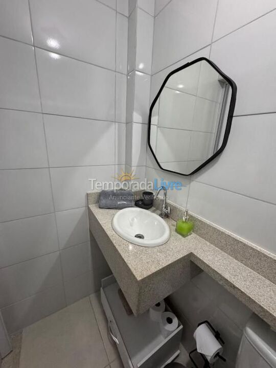 Apartamento para aluguel de temporada em Santos (Aparecida)