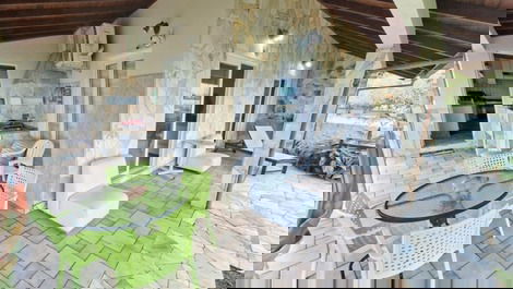 Casa pé na areia em Jurerê!