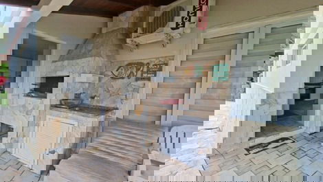 Casa pé na areia em Jurerê!