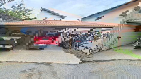 Casa pé na areia em Jurerê!