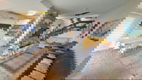 Casa pé na areia em Jurerê!