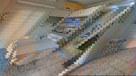 Casa pé na areia em Jurerê!