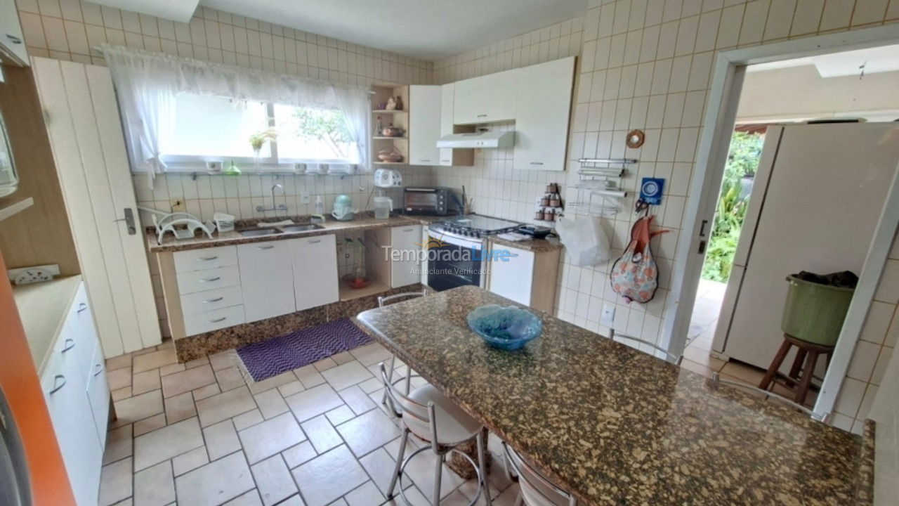 Casa para aluguel de temporada em Florianopolis (Canasjurê)