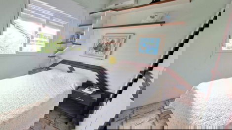 Casa pé na areia em Jurerê!