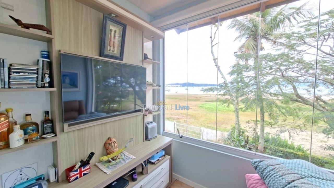 Casa para aluguel de temporada em Florianopolis (Canasjurê)