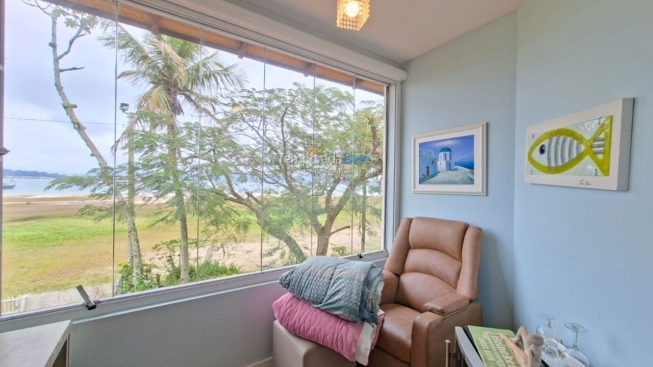 Casa para aluguel de temporada em Florianopolis (Canasjurê)