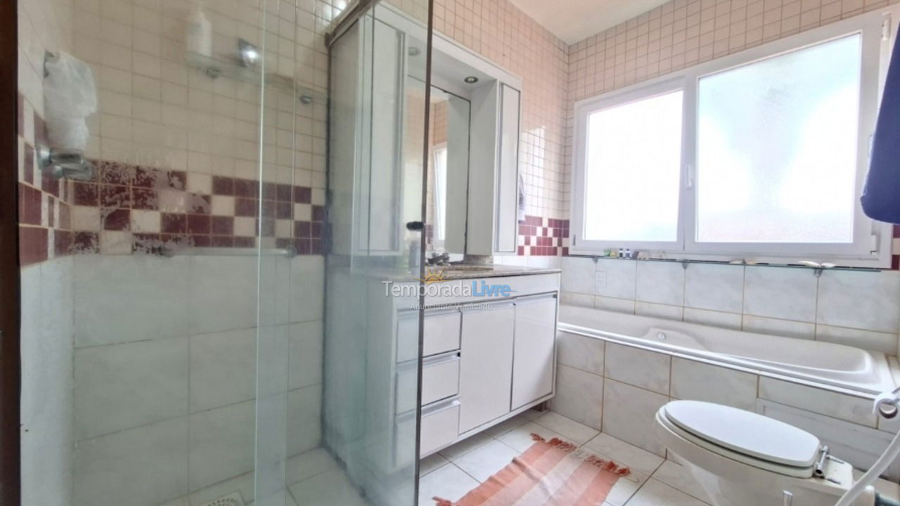 Casa para aluguel de temporada em Florianopolis (Canasjurê)