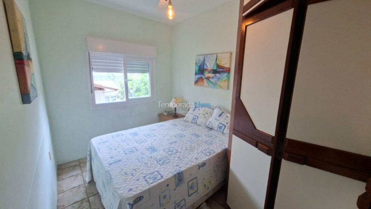 Casa para aluguel de temporada em Florianopolis (Canasjurê)