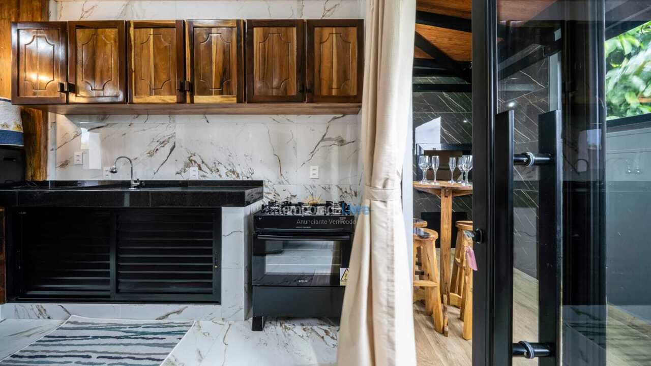 Casa para aluguel de temporada em Bombinhas (Praia de Zimbros)