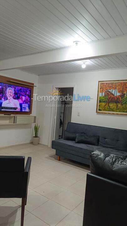 Casa para aluguel de temporada em Bombinhas (Praia de Zimbros)
