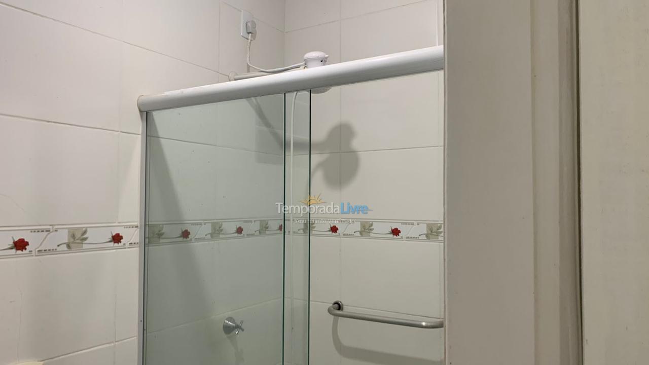 Casa para aluguel de temporada em Bombinhas (Praia de Zimbros)