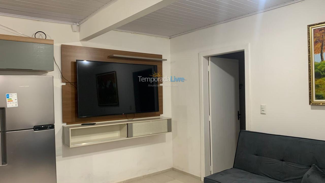 Casa para aluguel de temporada em Bombinhas (Praia de Zimbros)