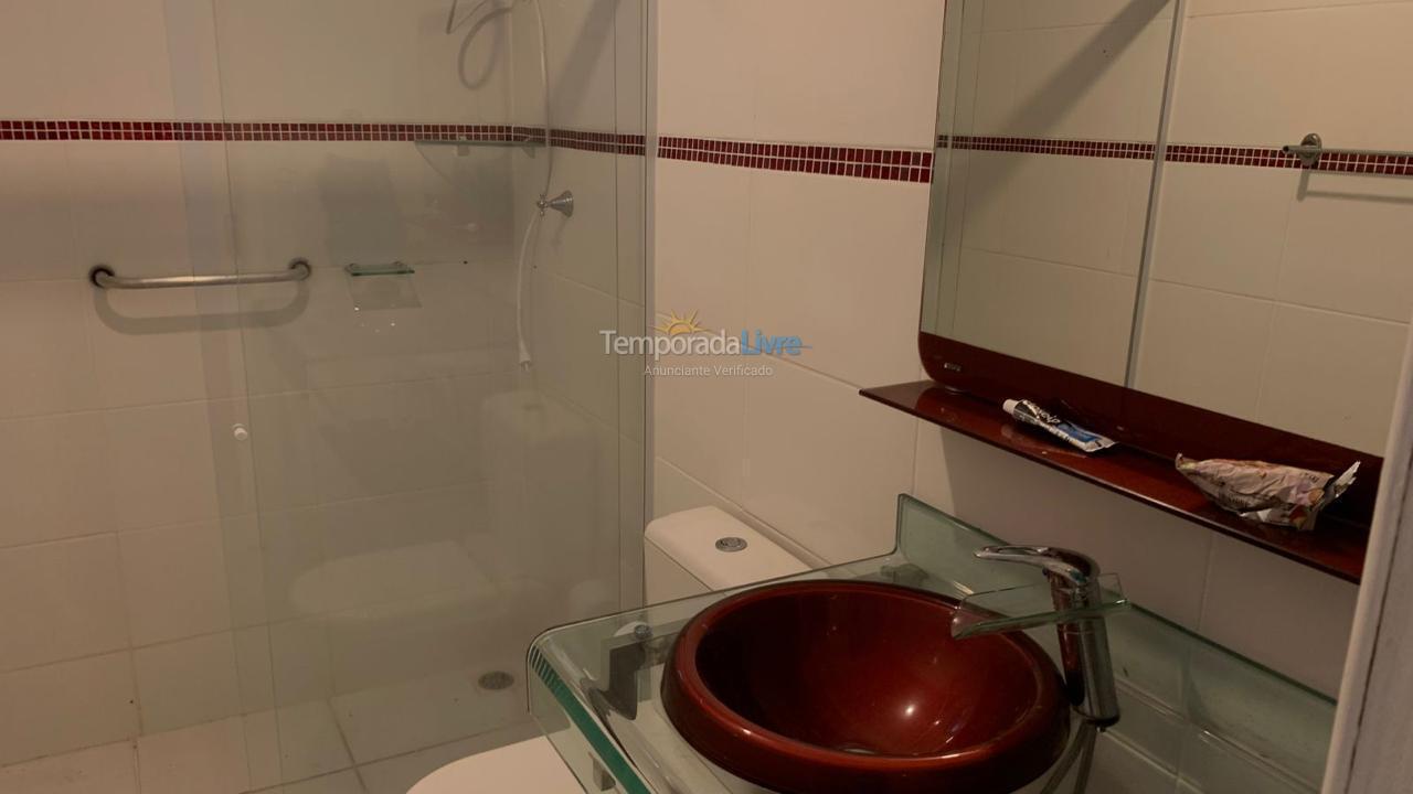 Casa para aluguel de temporada em Bombinhas (Praia de Zimbros)