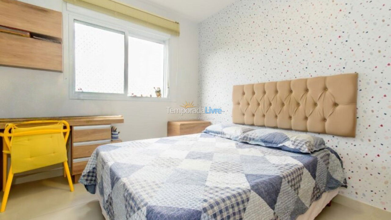 Apartamento para aluguel de temporada em Florianópolis (Jurere Tradicional)