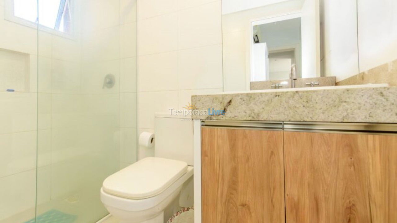 Apartamento para aluguel de temporada em Florianópolis (Jurere Tradicional)