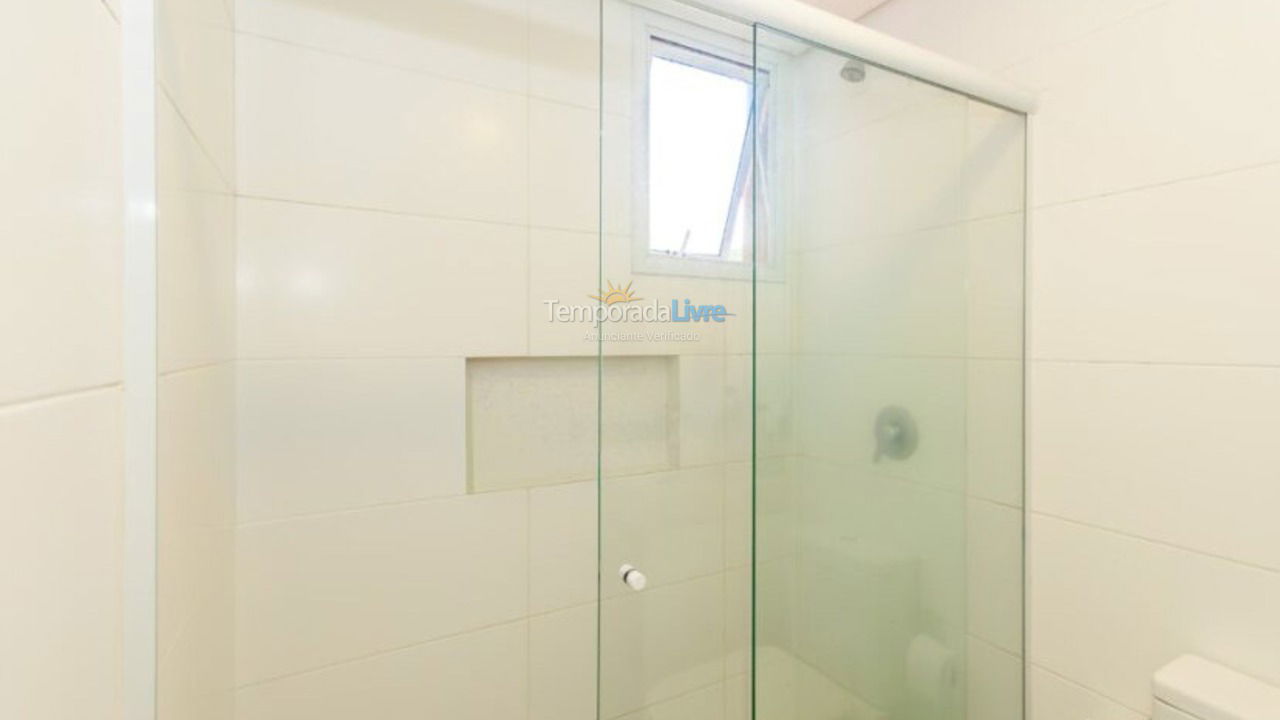 Apartamento para aluguel de temporada em Florianópolis (Jurere Tradicional)