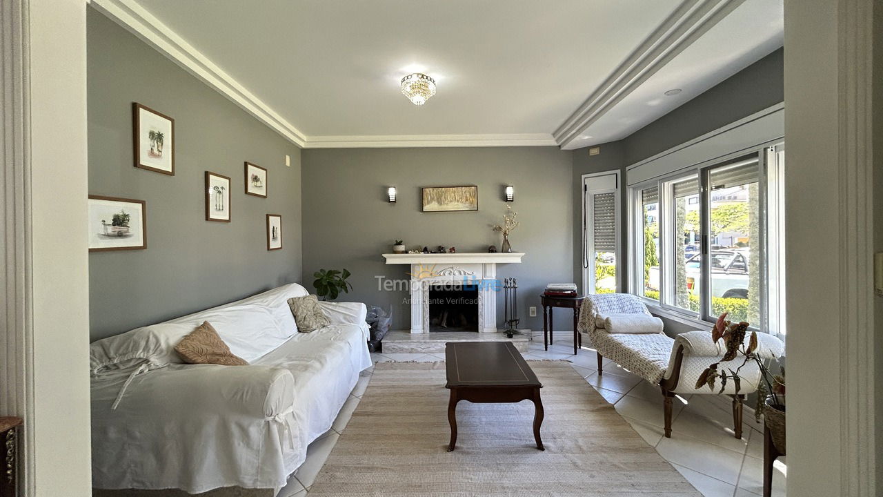 Casa para aluguel de temporada em Florianopolis (Jurerê)