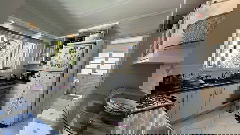 Casa completa próximo da praia de Jurerê