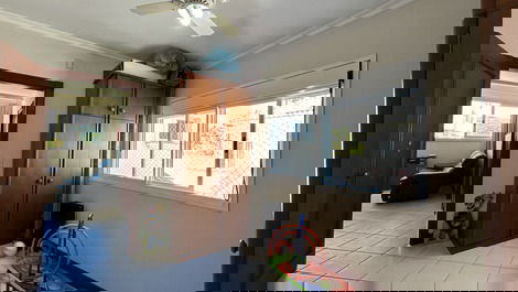 Casa completa próximo da praia de Jurerê