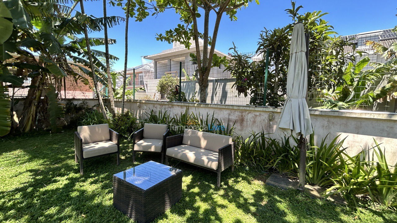 Casa para aluguel de temporada em Florianopolis (Jurerê)